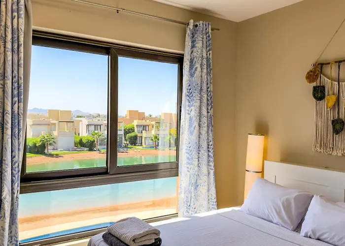Lagoon & Shared Pool Views! Tawila 2br In El Gouna